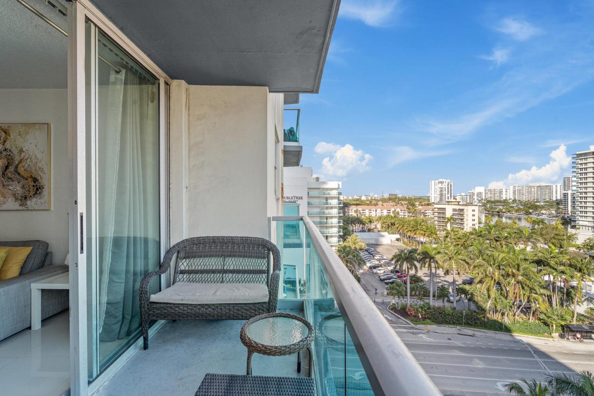 Great Apartment With Beach Access Hollywood Zewnętrze zdjęcie